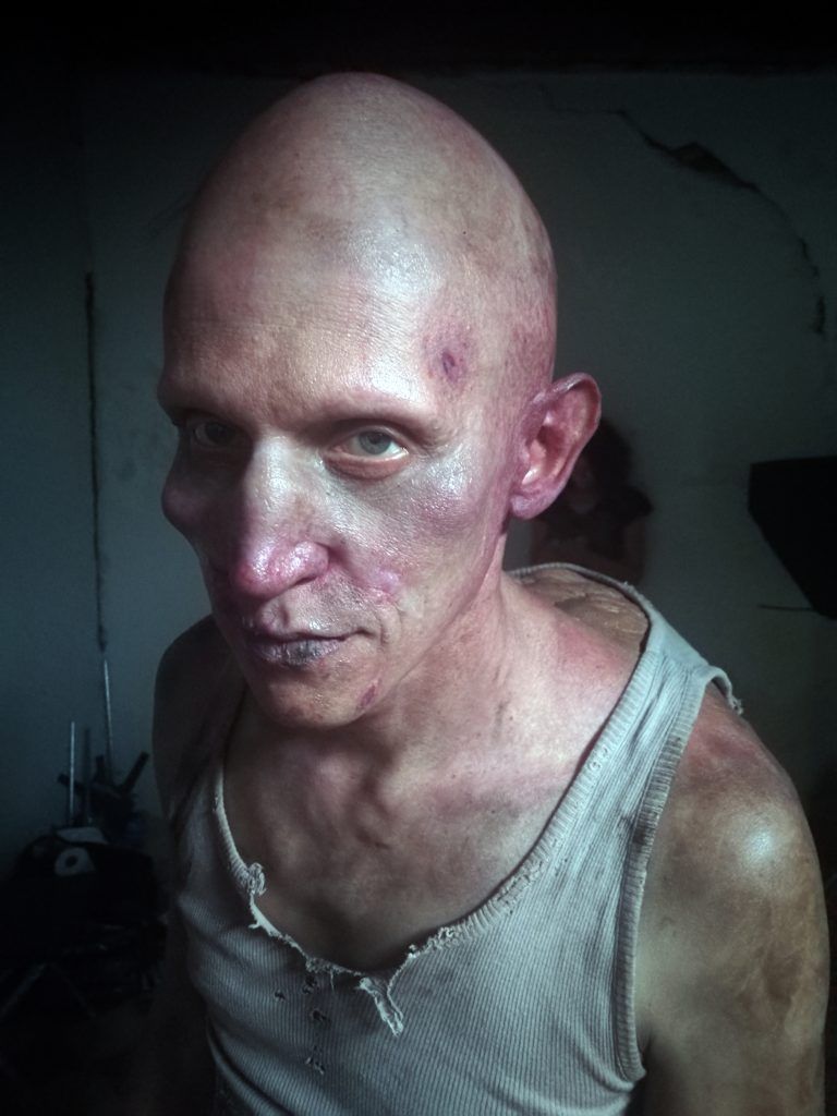 Silicone-Make-up-Freak-768×1024